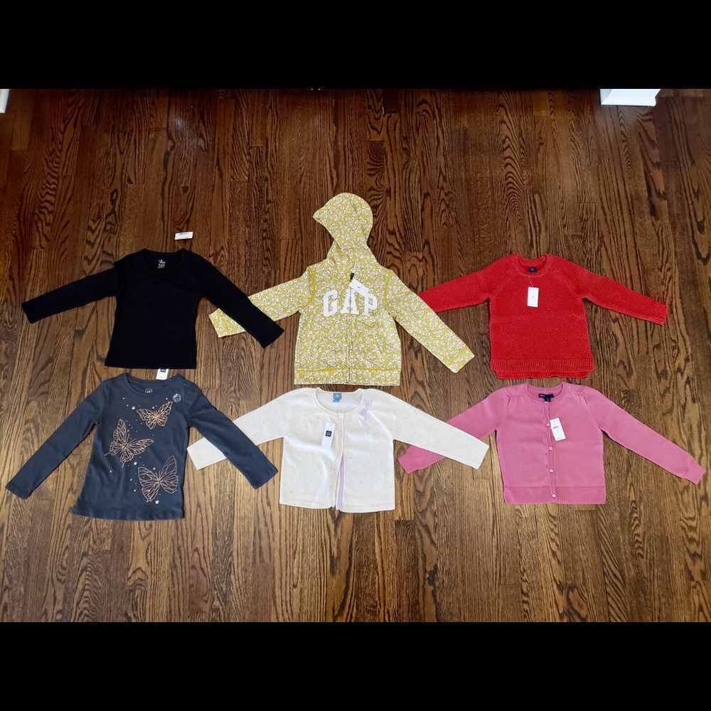 NEW GAP Girls tops and sweaters bundle size 4T
